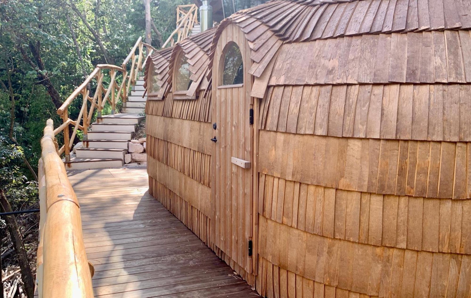 La Forestale Luxury Ecolodge Piano Terra- Appt อัคกวาลาญา ภายนอก รูปภาพ