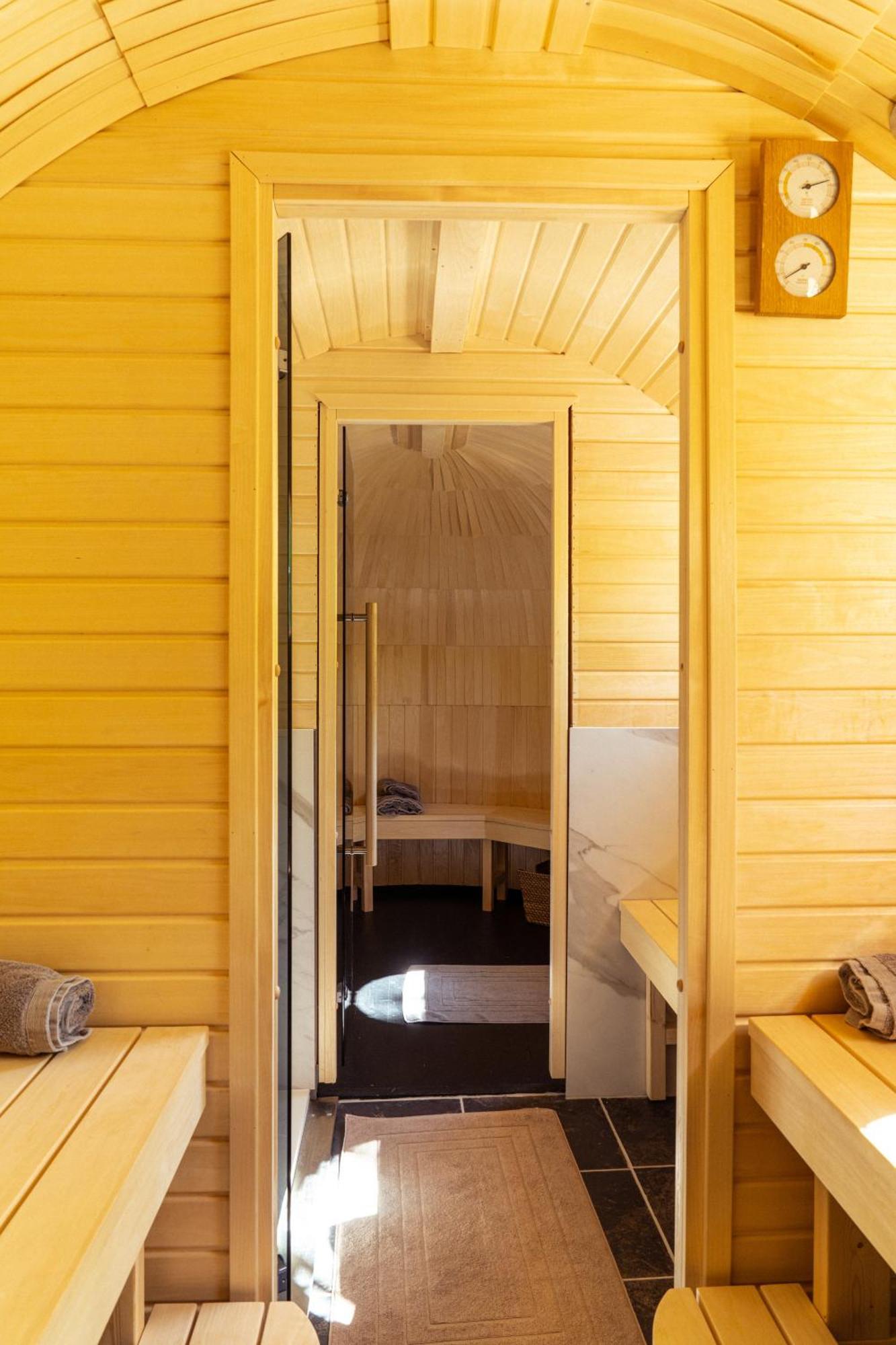 La Forestale Luxury Ecolodge Piano Terra- Appt อัคกวาลาญา ภายนอก รูปภาพ